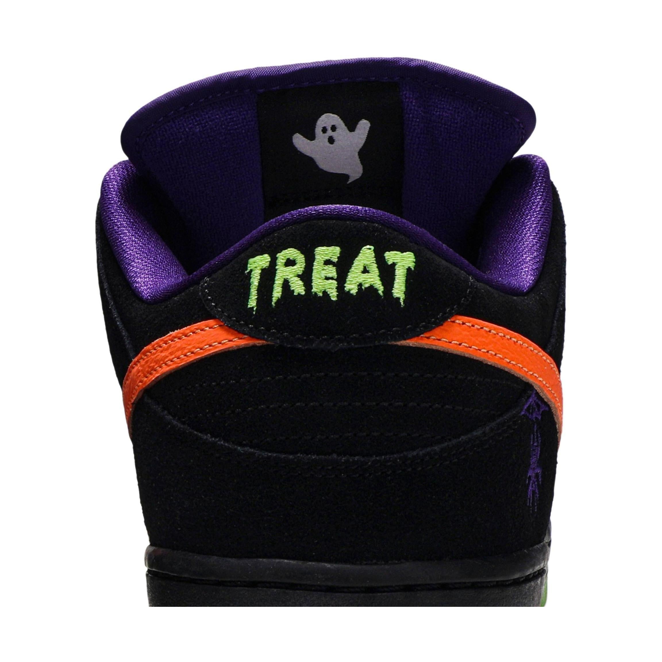 Nike SB Dunk Low Night of Mischief Halloween