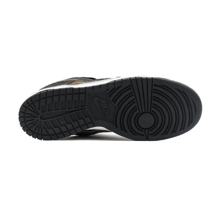 Nike SB Dunk Low SBTG