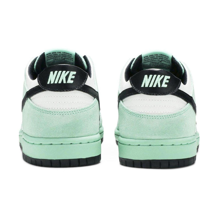 Nike SB Dunk Low Sea Crystal