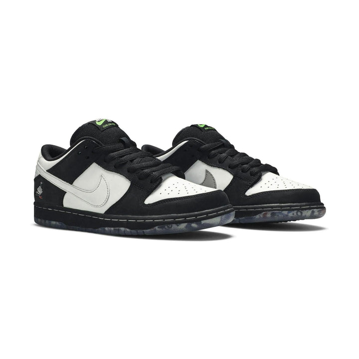 Nike SB Dunk Low Staple Panda Pigeon