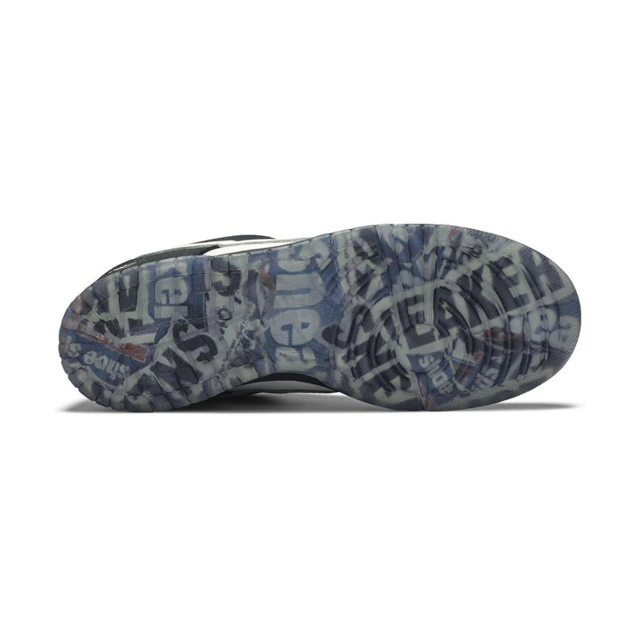 Nike SB Dunk Low Staple Panda Pigeon