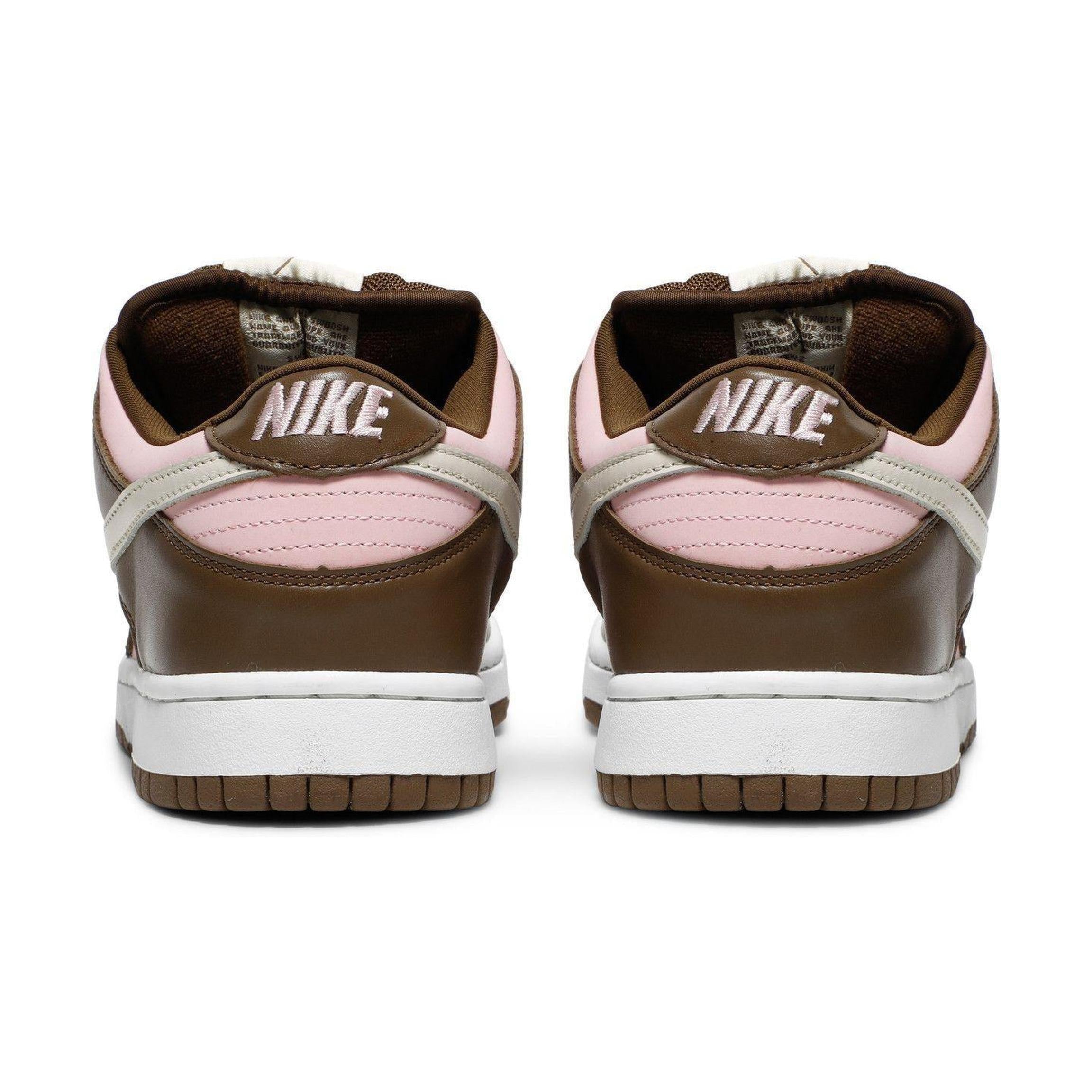 Nike SB Dunk Low Stussy Cherry