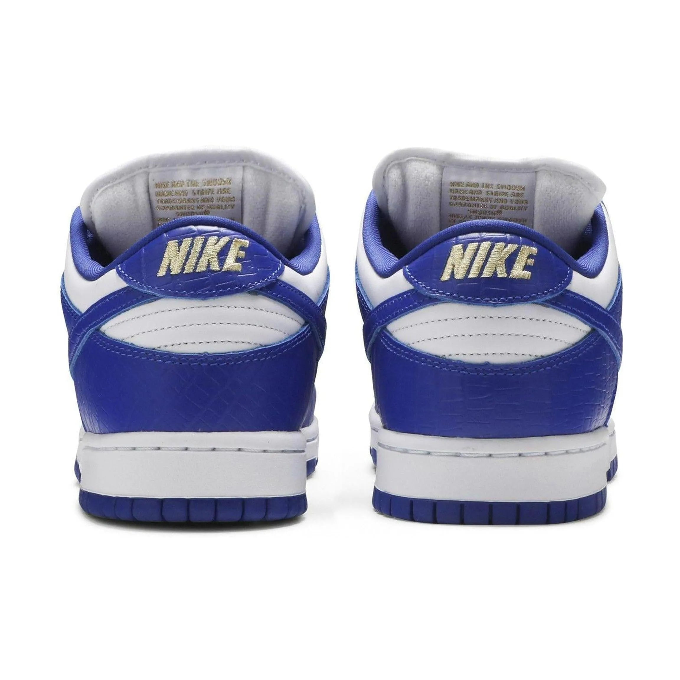 Nike SB Dunk Low Supreme Stars Hyper Royal (2021)