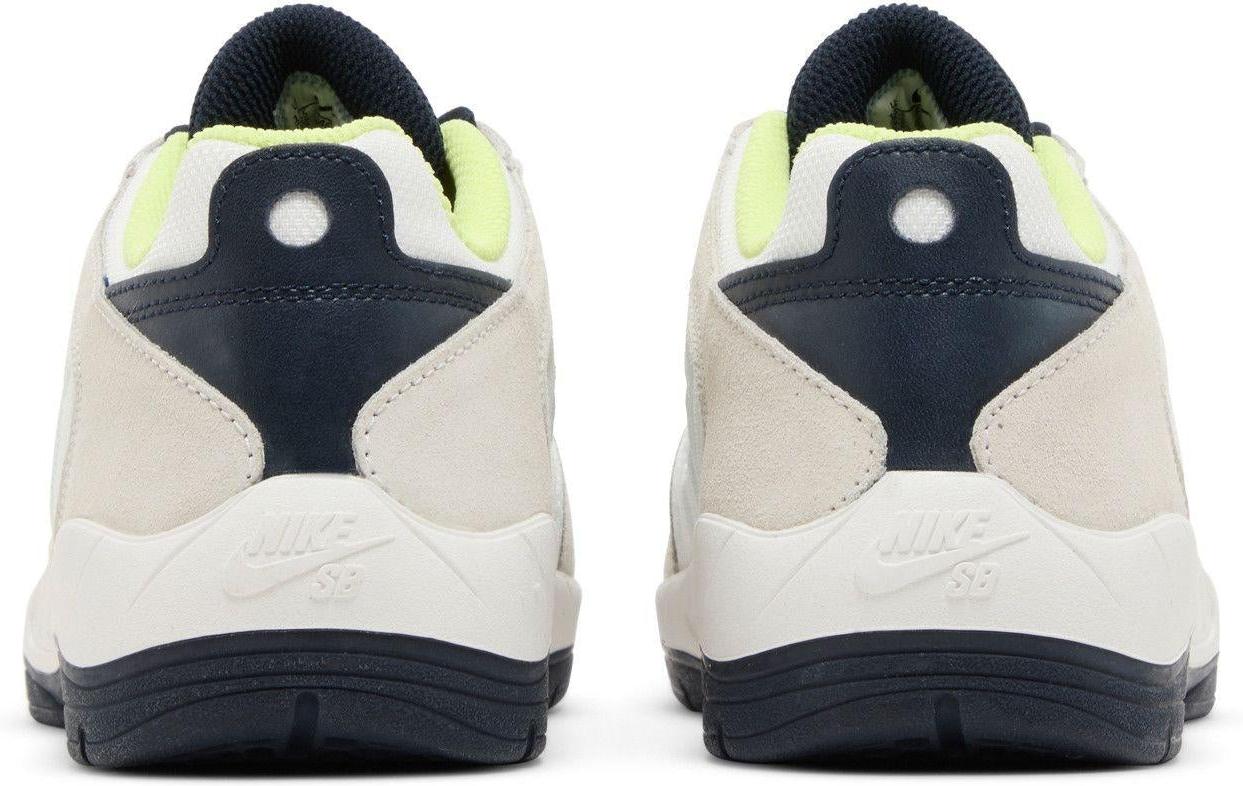 Nike SB Vertebrea Summit White Persian Violet