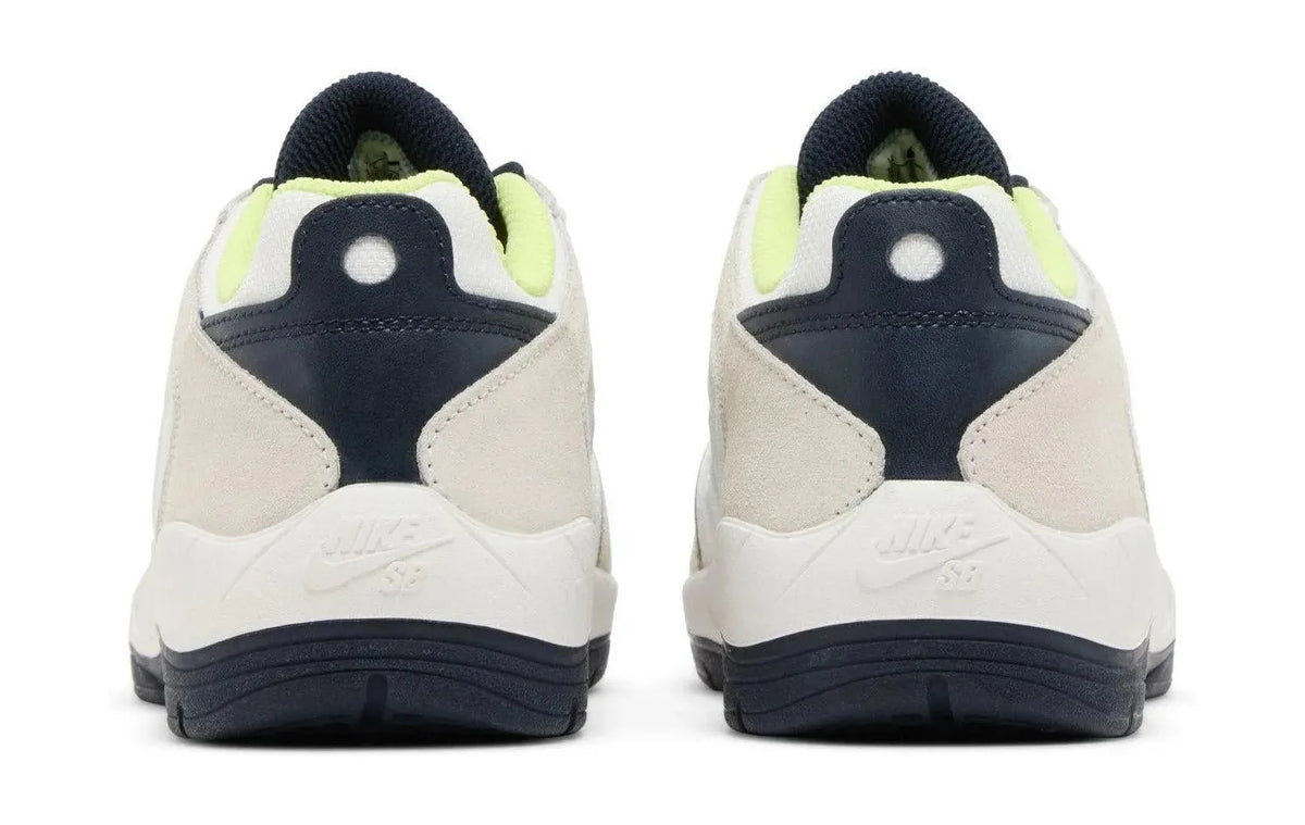 Nike SB Vertebrea Summit White Persian Violet