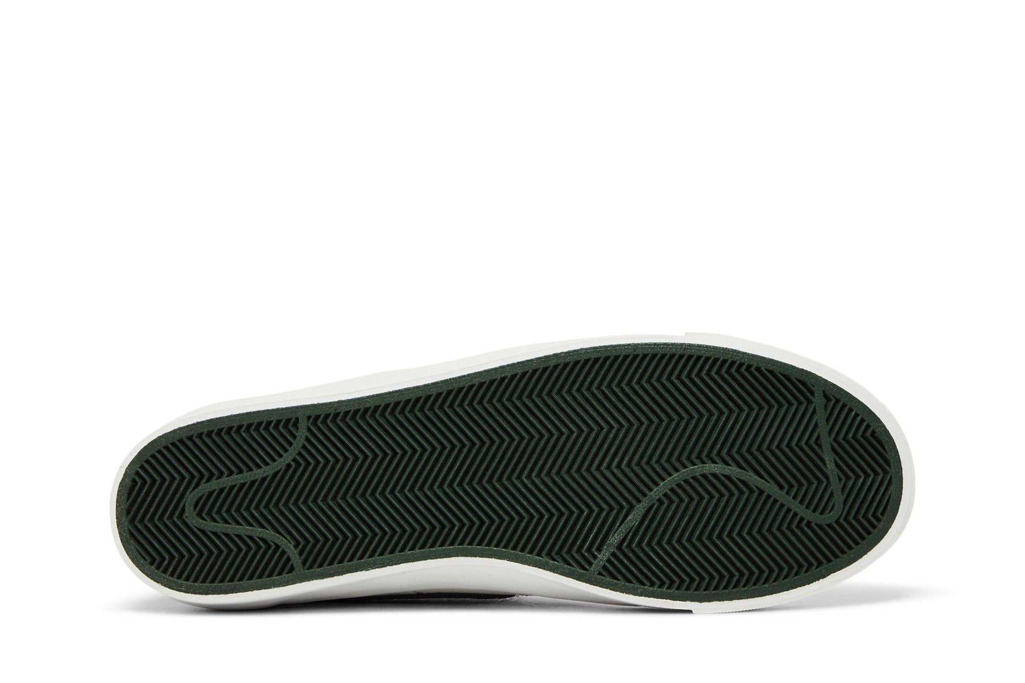 Nike SB Zoom Blazer Low Pro GT ISO White Pro Green