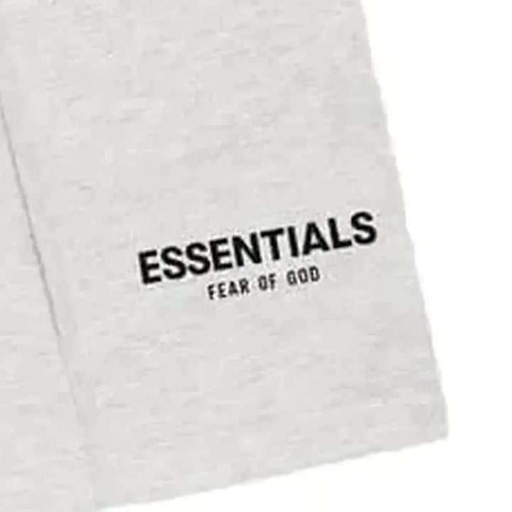 Fear of God Essentials Sweatshort Light Oatmeal