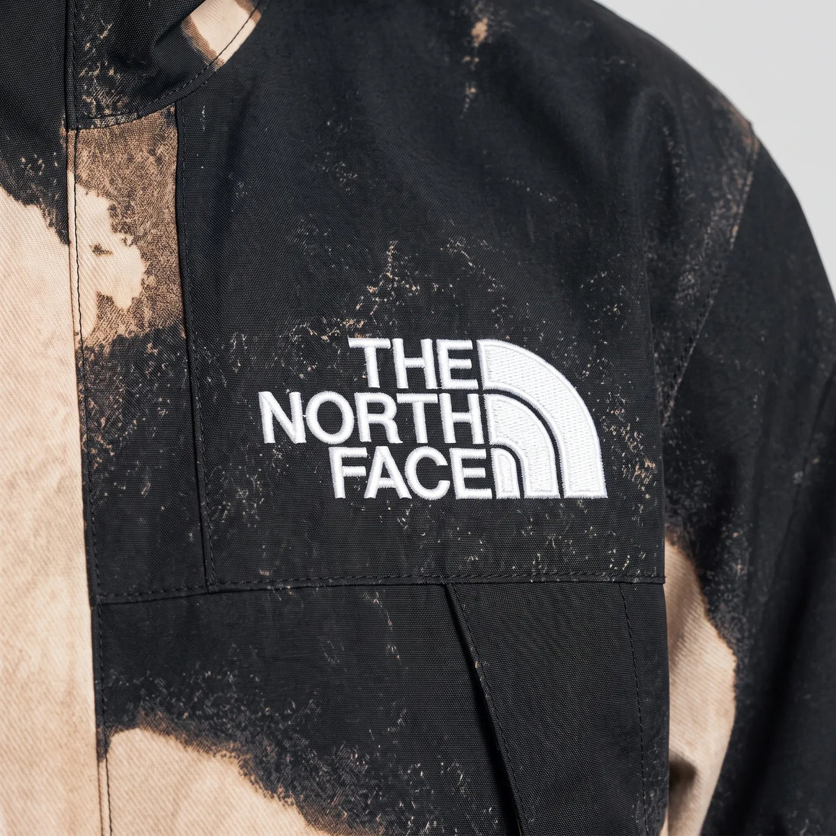 Supreme x The North Face Bleached Denim Print Mountain Jacket 'Black'